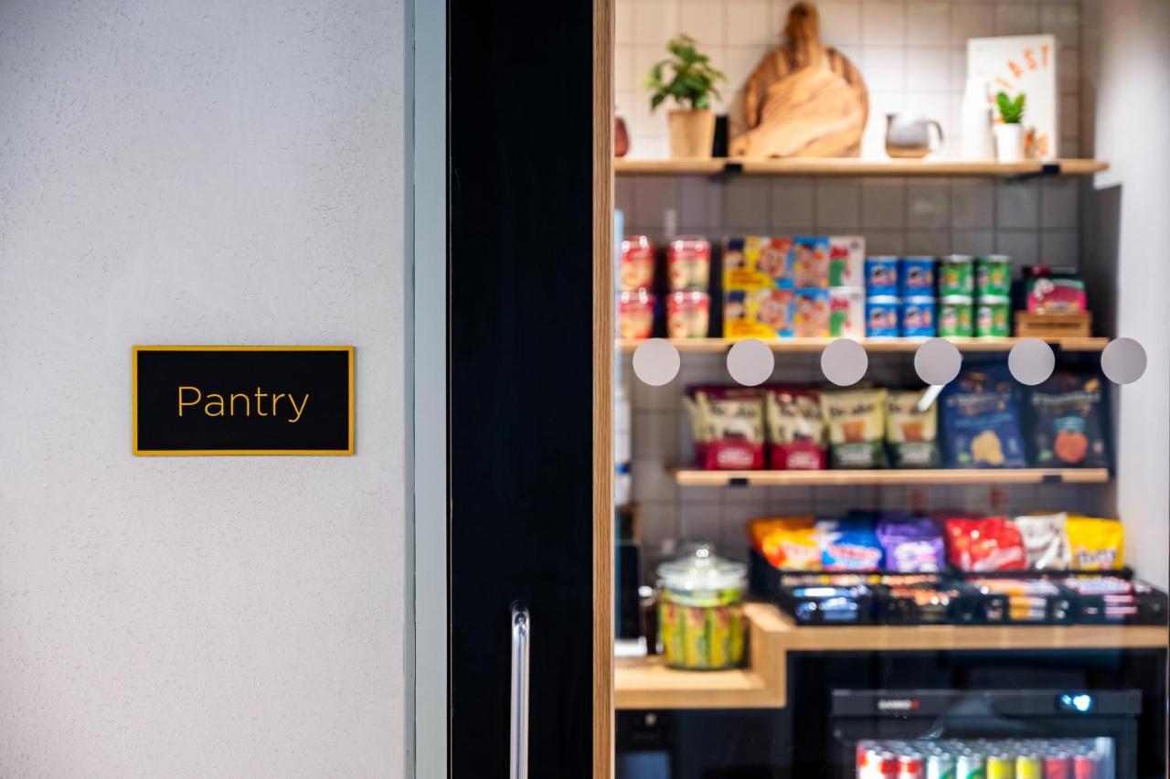 Staycity Aparthotels Dublin Tivoli Bagian luar foto